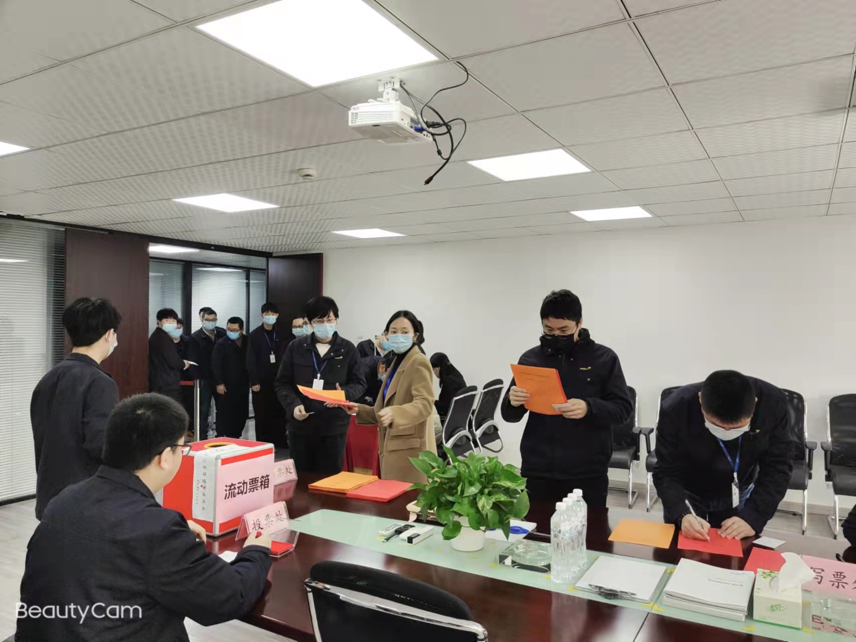 浙大综合赛事平台顺利开展人大代表换届选举投票工作